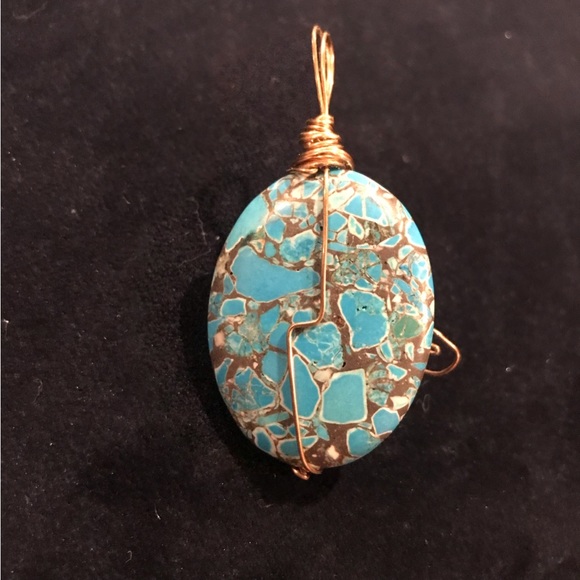 Artisan Made, One-of-a-Kind Stone Pendant w/ Gold Tone & Decorative Beadwork - Picture 3 of 4